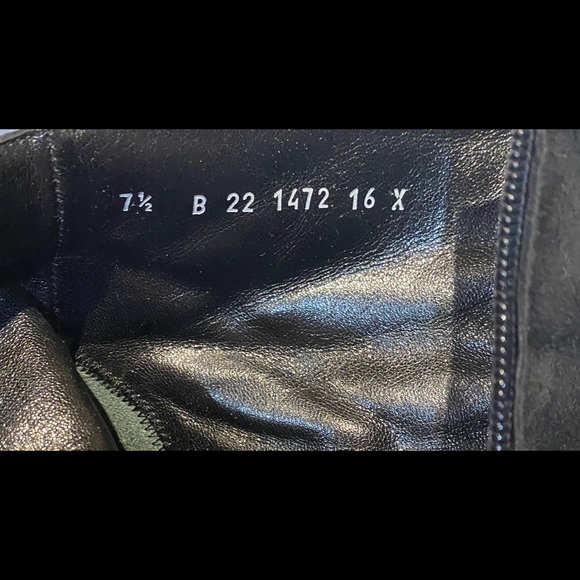 Robert Clergerie Black Suede Block Heel Ankle Boots Size 7 1/2 - Picture 7 of 13